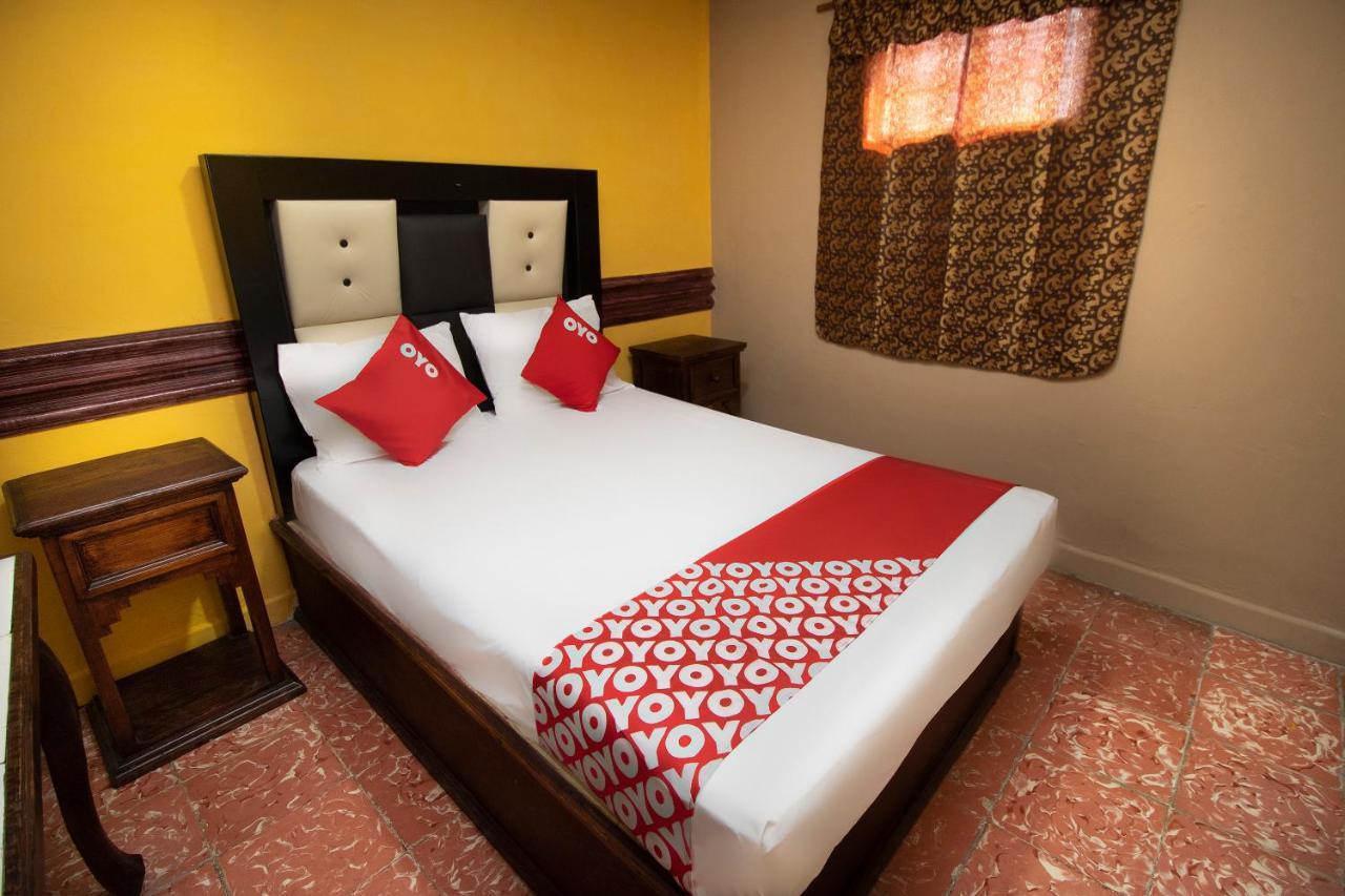 Hotel Casa De Huespedes Hidalgo Tehuacán Exteriör bild