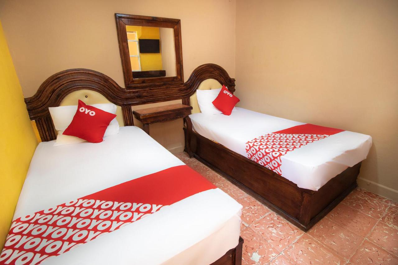 Hotel Casa De Huespedes Hidalgo Tehuacán Exteriör bild