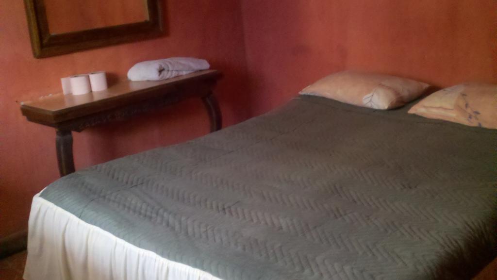 Hotel Casa De Huespedes Hidalgo Tehuacán Rum bild