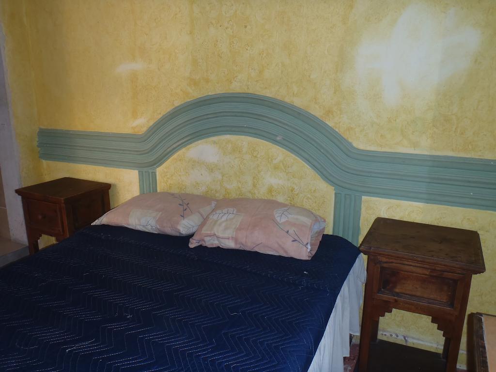 Hotel Casa De Huespedes Hidalgo Tehuacán Rum bild